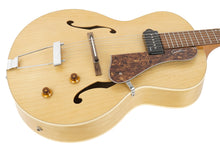 Load image into Gallery viewer, 2003 Godin 5th Avenue Kingpin P-90 Natural