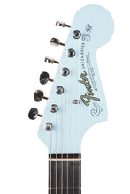 Load image into Gallery viewer, New Fender Vintera III Mid '60s Jazzmaster Sonic Blue