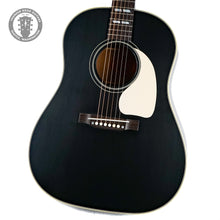 Load image into Gallery viewer, New Gibson Custom Shop 1942 Banner Southern Jumbo TRG Stinger Series Ebony 21964069