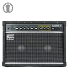 Load image into Gallery viewer, Used Roland JC-40 Jazz Chorus Combo