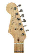 Load image into Gallery viewer, 2000 Fender American Stratocaster 3 Tone Sunburst Left Hand