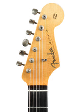 Load image into Gallery viewer, New Fender Custom Shop &#39;60 Stratocaster Heavy Relic Aged Sonic Blue over Three-Color Sunburst
