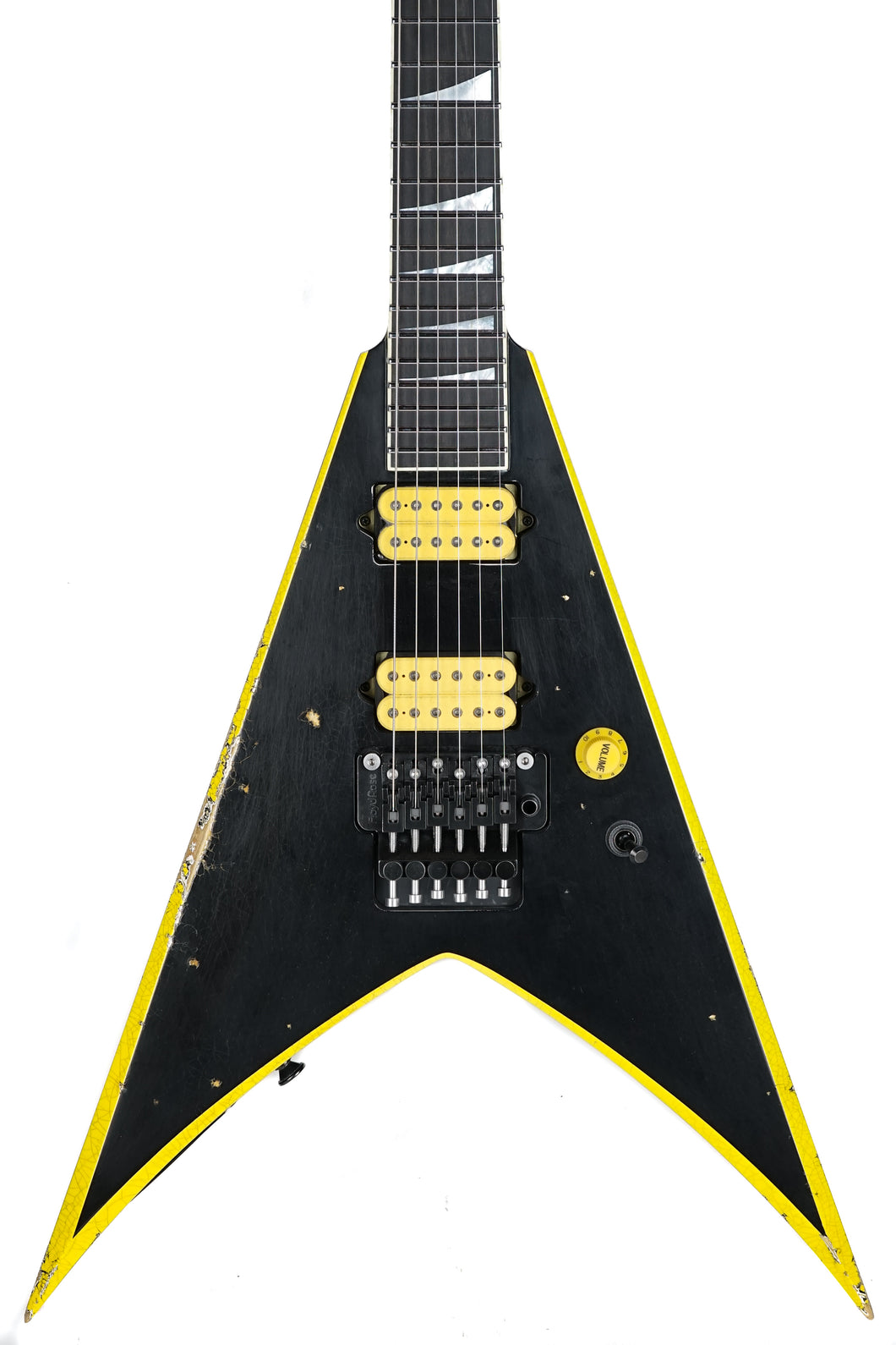 New Jackson Custom Shop King V Relic Black w/ Yellow Bevels Nitro Relic