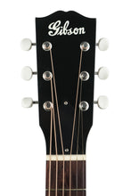 Load image into Gallery viewer, 2007 Gibson True Vintage LTD 30&#39;s Jumbo Pre War Sunburst 1 of 10
