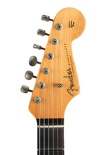 Load image into Gallery viewer, New Fender Custom Shop &#39;61 Stratocaster Heavy Relic Super Faded Aged 3 Tone Sunburst
