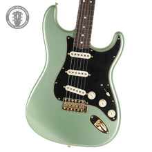 Load image into Gallery viewer, New Fender Custom Shop Limited Edition &#39;65 Dual-Mag Stratocaster Journeyman Relic Aged Sage Green Metallic
