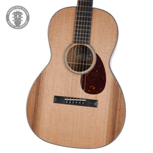 Load image into Gallery viewer, New Collings 01 12-Fret Cedar
