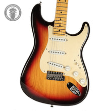 Load image into Gallery viewer, New Fender Custom Shop Limited Edition American Custom Stratocaster Deluxe Closet Classic Chocolate 3 Color Sunburst
