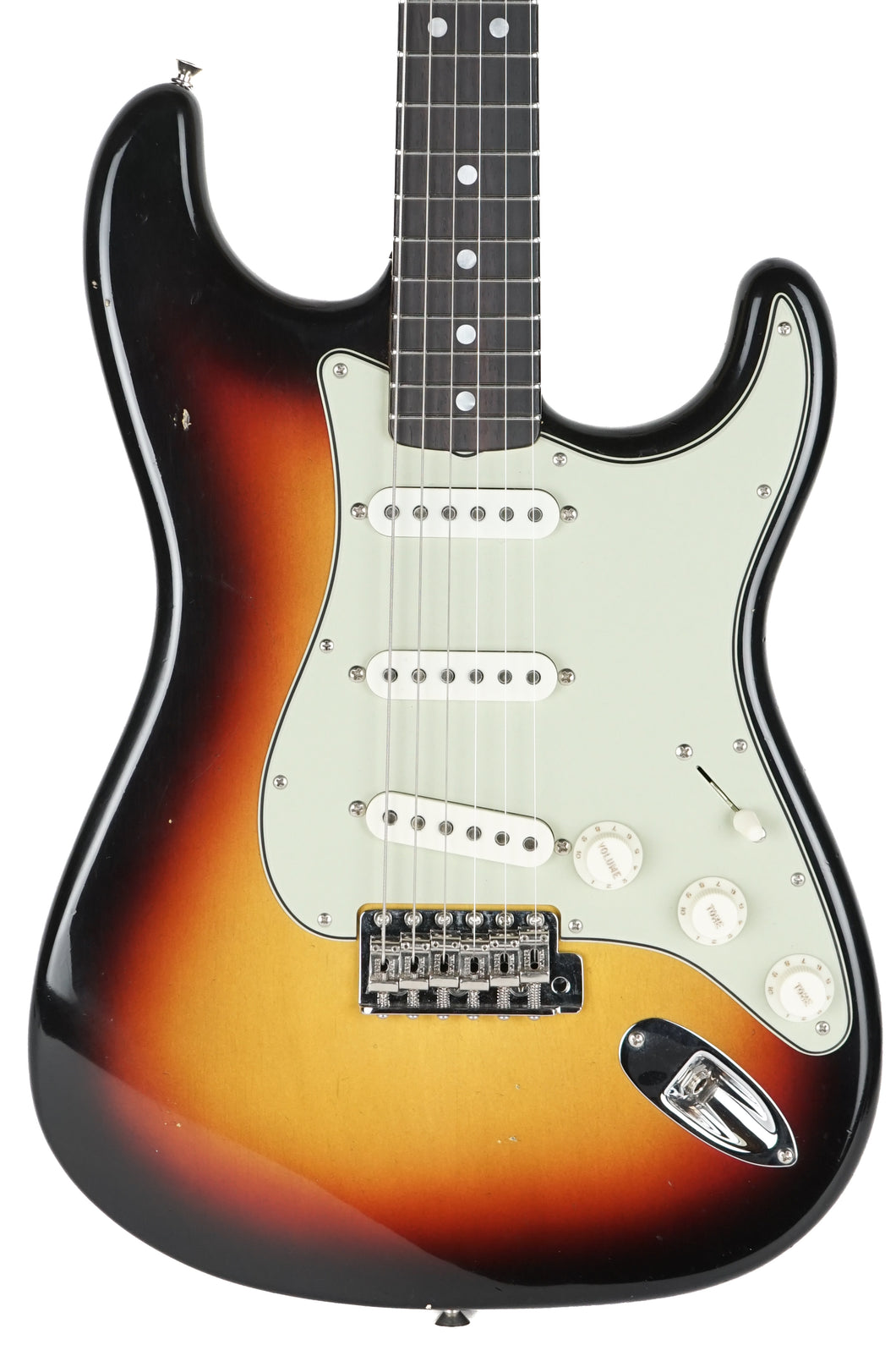 New Fender Custom Shop 1965 Stratocaster Journeyman Compound Radius Aged 3 Tone Sunburst