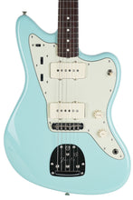 Load image into Gallery viewer, 2008 Fender &#39;62 American Vintage AVRI Thin Skin FSR Thin Skin Jazzmaster Daphne Blue
