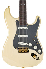 Load image into Gallery viewer, New Fender Custom Shop American Custom Stratocaster NOS Vintage Blonde
