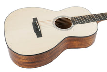 Load image into Gallery viewer, New Martin Custom Shop 00 Grand Concert Body Engelmann Spruce w/ Flamed Mahogany
