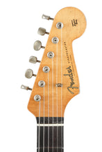 Load image into Gallery viewer, New Fender Custom Shop Levi Perry Masterbuilt 1960 Stratocaster Heavy Relic Black over 3 Color Sunburst
